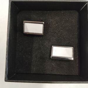 MEN'S CARRELLI WHITE STONE SQUARE CUFFLINKS.